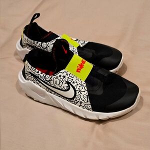 Nike flex girls 4 sneaker